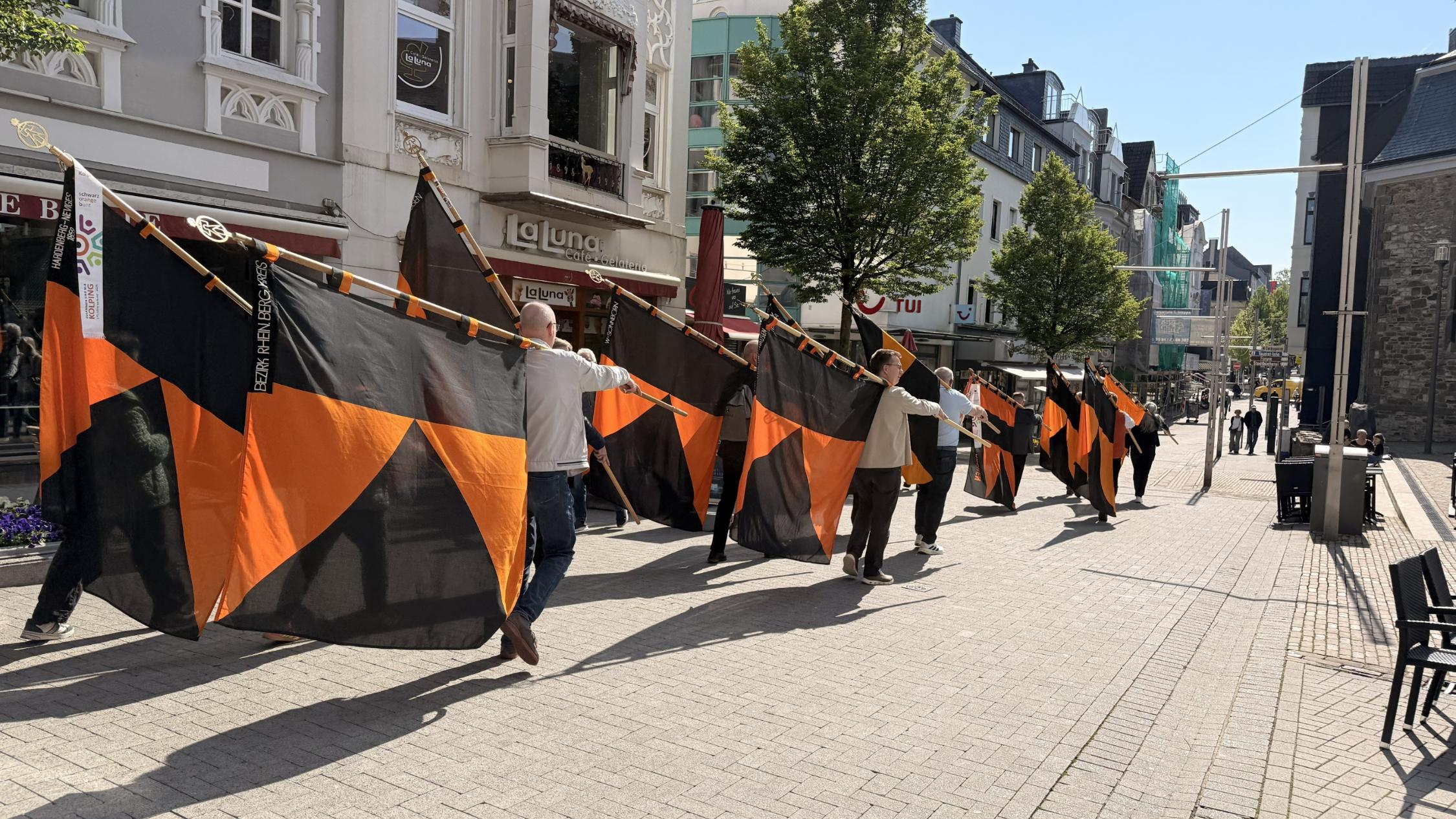 Bannerzug1