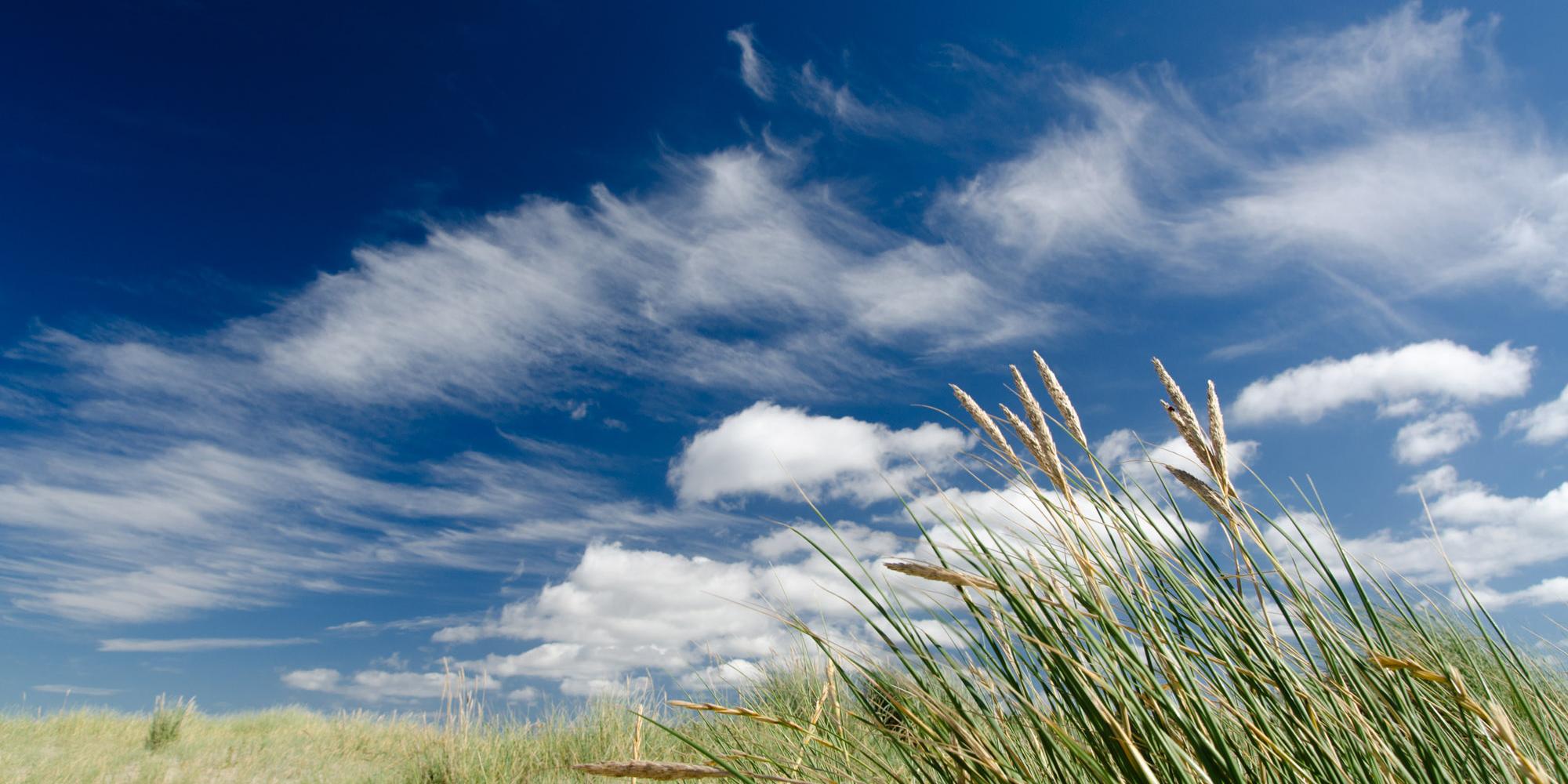 Wolkenhimmel an der See