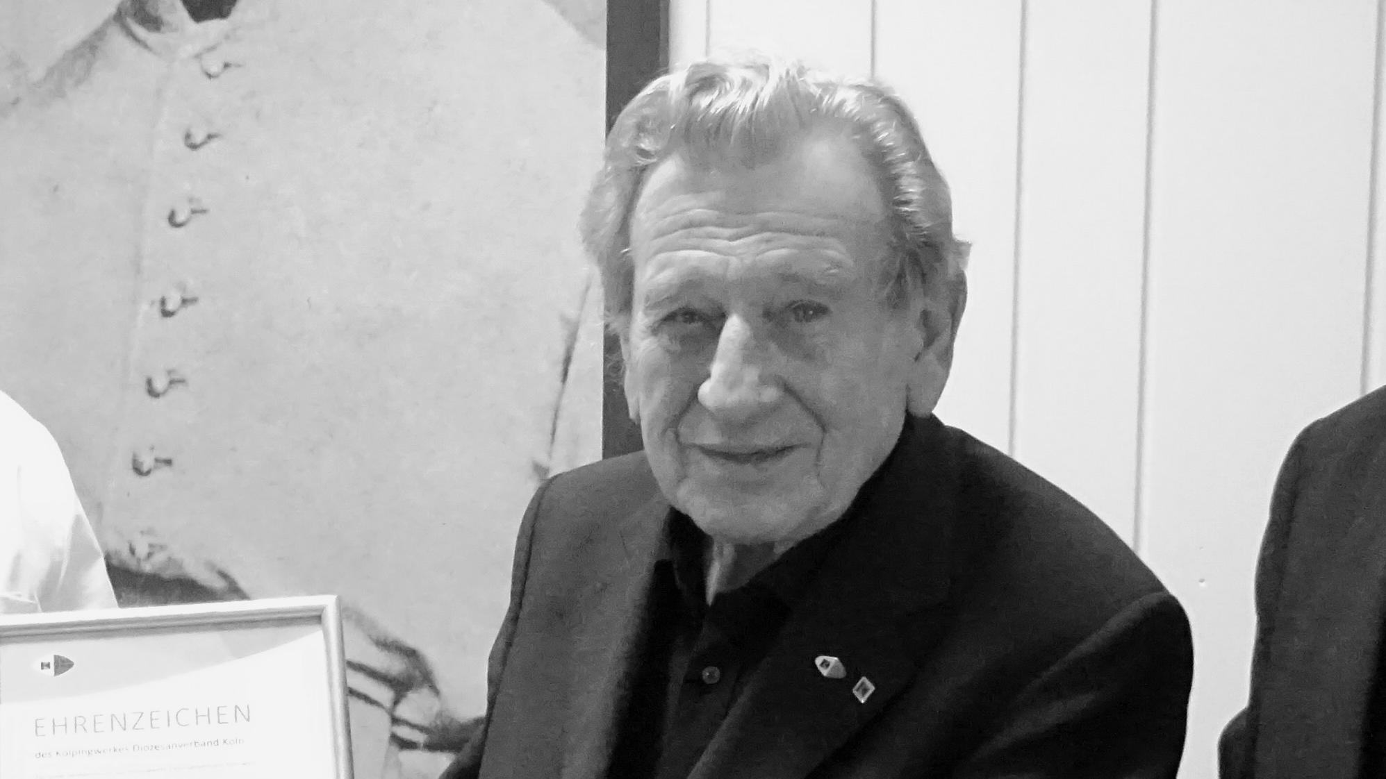 Pater Gabriel Weiler OFMConv_artikel