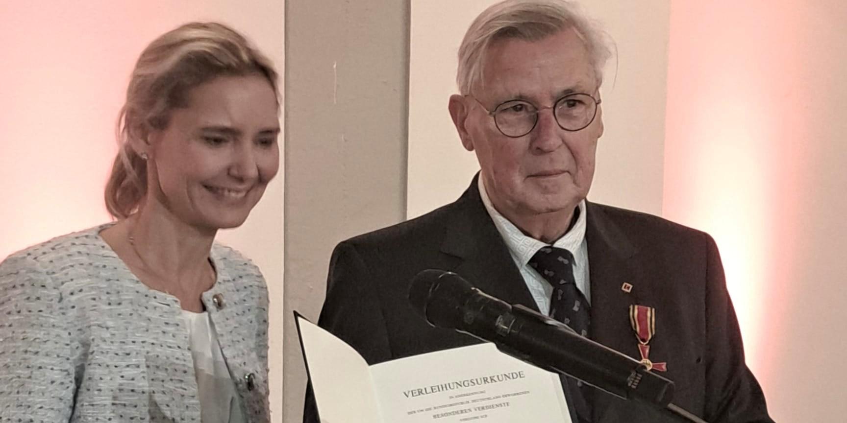 Bernd Tondorf erhält das Bundesverdienstkreuz