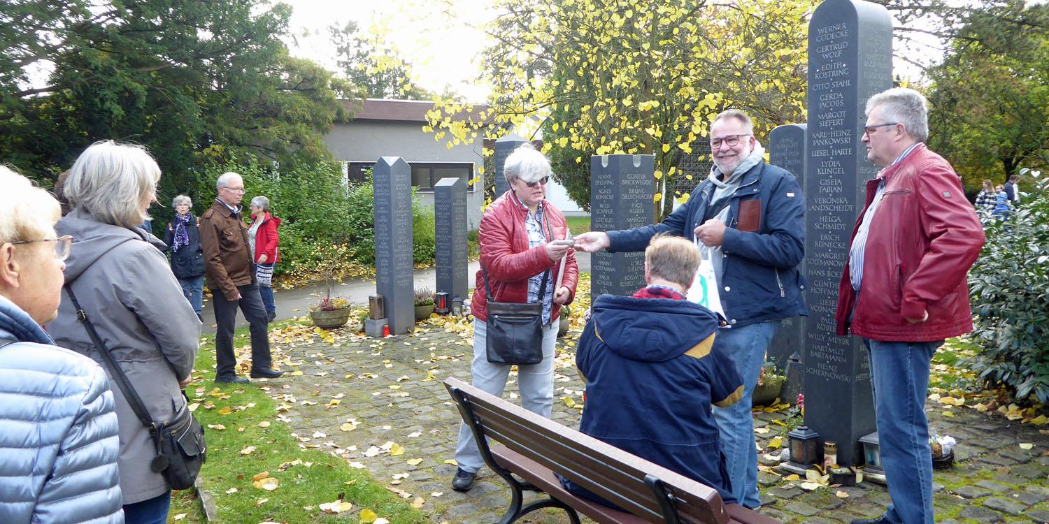KF Lintorf Gedenksteine_01_artikel